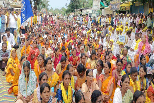 गोंदिया, outcry-of-tribals-in-deori गोंदिया, outcry-of-tribals-in-deori